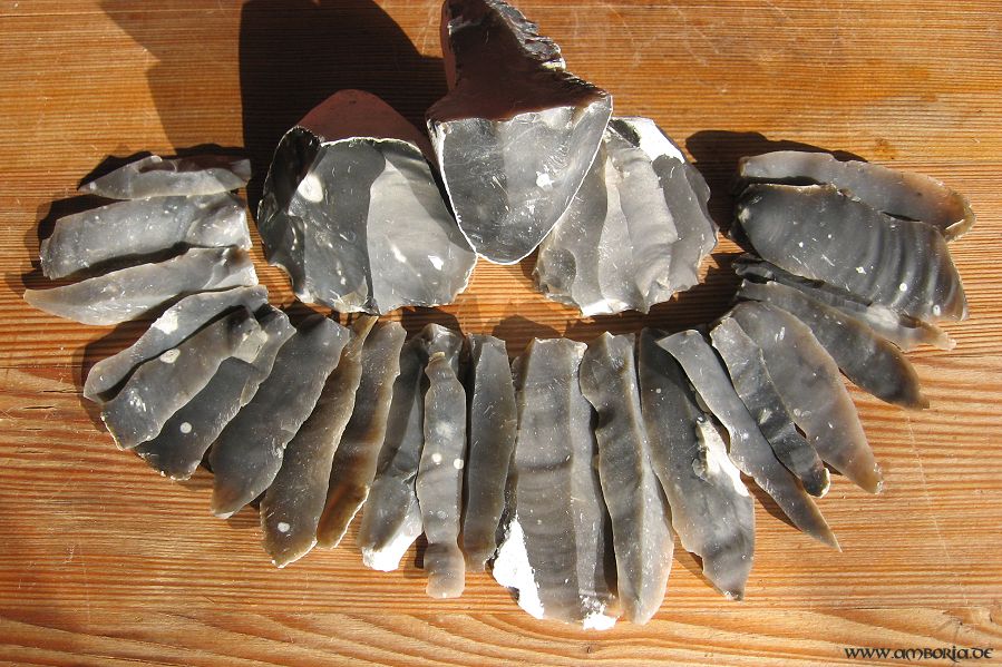 Amboria Feuersteinklingen Flintklingen und Klingenkerne