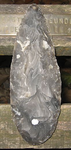Amboria Feuerstein Flint Blattspitze aus dem Mousterien, Neandertaler Flintknapping (4c)