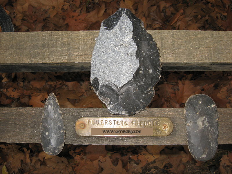 Amboria Steinzeit Feuerstein Faustkeil - Flint Flintknapping (2b)